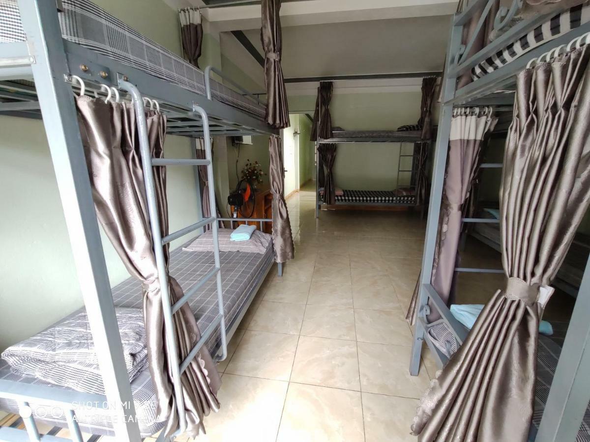Ly Hoan Guesthouse Lang Xao Vang Exterior foto